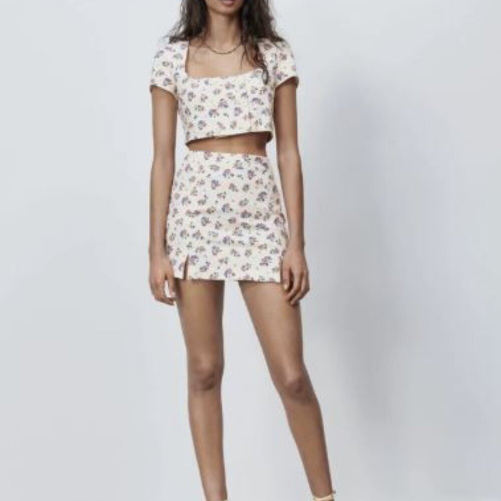 New Zara top and mini skirt outfit. Size small top medium bottom